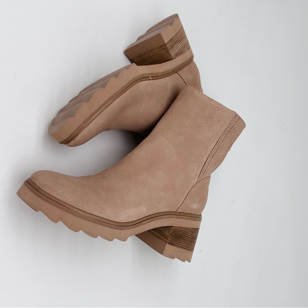 Dolce Vita Tan Suede Block Heel Ankle Boots